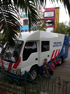 Kantor Pelayanan Terpadu Penanganan Kecelakaan Lalu Lintas, Author: rijan ismail