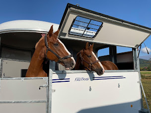 Photo n°6 de Centre Vans Fautras à Saint-Laurent-Nouan (Concessionnaire de remorques)