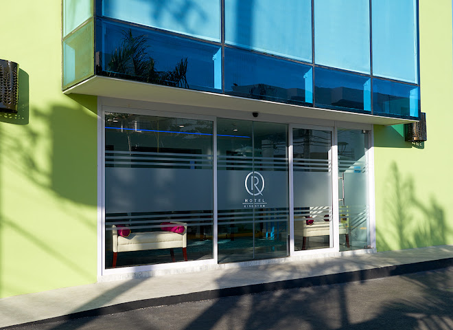 R Hotel Kingston by null