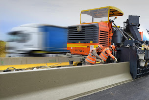 Photo n°2 de Aximum - Travaux & Services Sécurité à Pont-du-Château (Entreprise de VRD)
