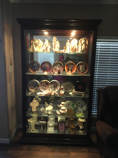 Tyler Consignment Warehouse - Visual