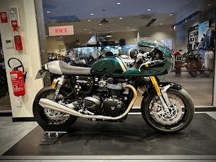 Photo n°40 de TRIUMPH - (Id) FRANCE - LIVRY-GARGAN | Concessionnaire MOTO à Livry-Gargan (Concessionnaire de motos d'occasion)