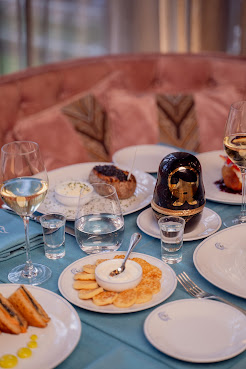 Caviar Kaspia London by null