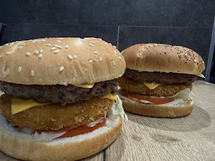 Photo n°11 de Kebab Tacos Burgers ÖndergroÜnd (viandes halal) à Pontivy (Restaurant de tacos)