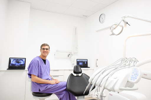 Clínica Dental Dr. Hernán Tomás