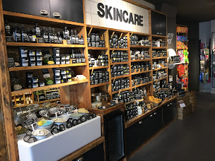 Photo n°28 de Lush à Rennes (Parfumerie)