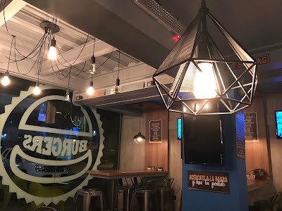 Photos of Socialit&eacute; Burgers
