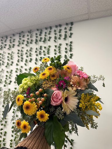 Sunset market and floral Gallery - Canada