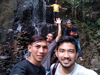 photo of Wisata Air Terjun Gunung DAM