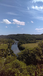 Photo n°19 de Chambres d'hôtes Douvilla - Bed and breakfast Dordogne Périgord/ Parc arboré piscine à Douville (Chambre d'hôtes)