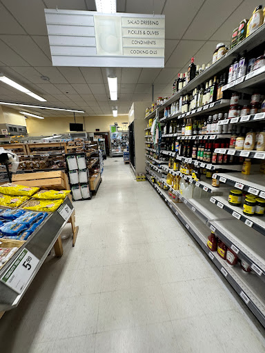 Dean's Valu-mart Gore Bay - Thumbnail