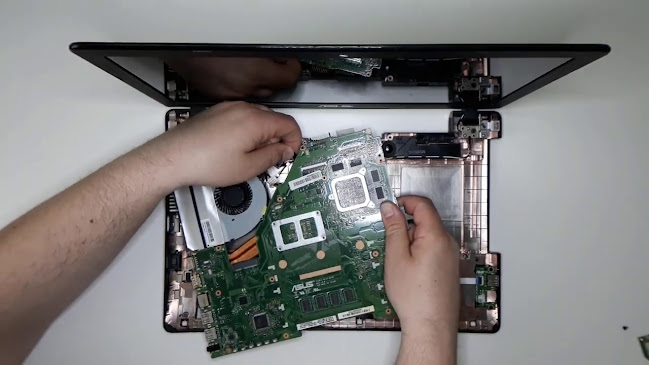Komentarze i opinie o PCExpres Całodobowy Pogwarancyjny Serwis Naprawa Laptopów Serwis Komputerowy Apple Macbook Warszawa