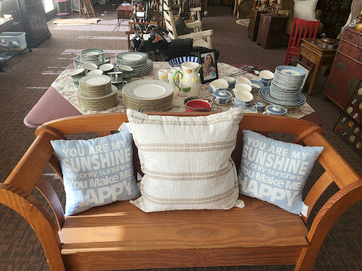 Hummingbird House Home Decor & More - Thumbnail