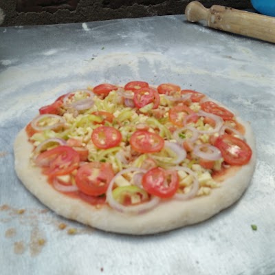 Photos of Pizza Hub Arugambay