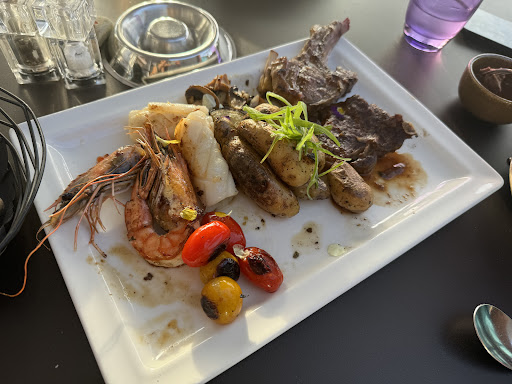 Yacht Café - Thumbnail