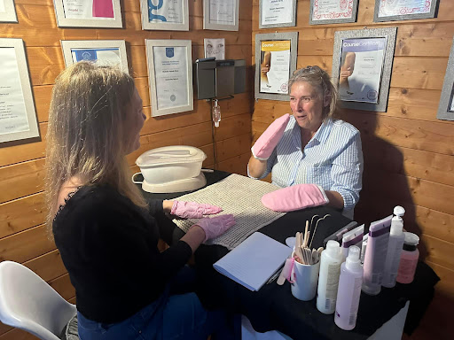 No1 Beauty & Holistic Training Academy. & Holistic & Heavenly Therapy Retreats