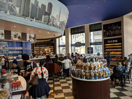 Ghirardelli Ice Cream & Chocolate Shop - Thumbnail