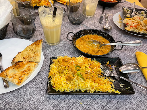 CURRY ON RESTURANT & SWEETS - Thumbnail