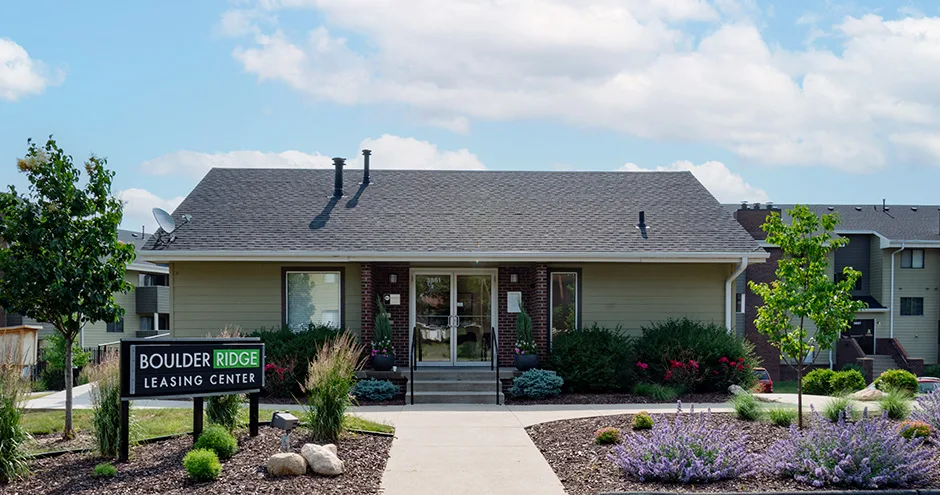 Boulder Ridge Apartment Homes