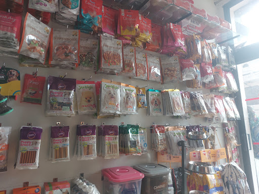 Buy 5 pack of treat and get 1 free post image
