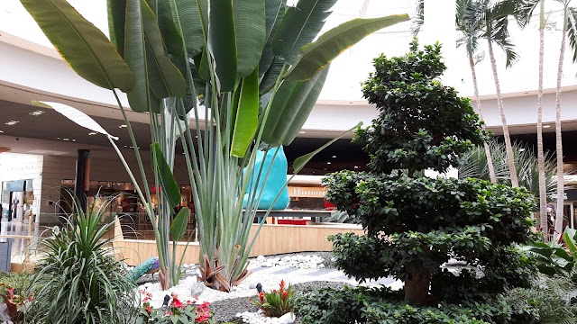 Centre Commercial Quartier Libre