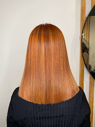 Photo n°3 de Design'R Coiffure Bourg St Andeol à Bourg-Saint-Andéol (Salon de coiffure)