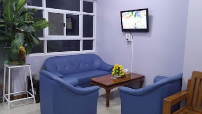 Photos of Shwe Aoe Si