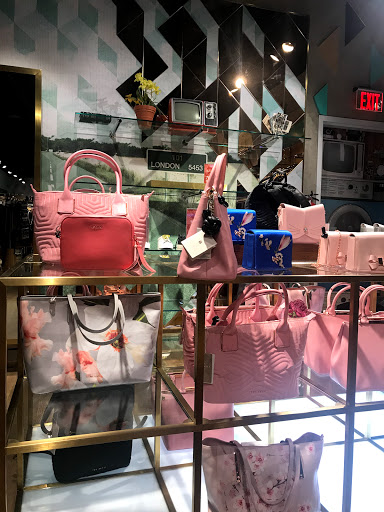 Ted Baker - Camarillo Outlet - Thumbnail