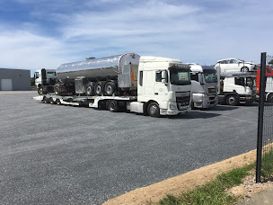 Photo n°3 de West Auto Logistics à Saint-Amand-Villages (Société de transport routier)