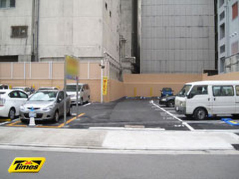 タイムズ上本町駅前