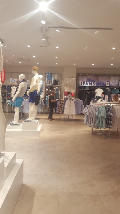 Photos of DeFacto Carrefour AVM