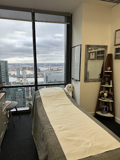 Perfect Waxing - Canary Wharf Gallery - United Kingdom