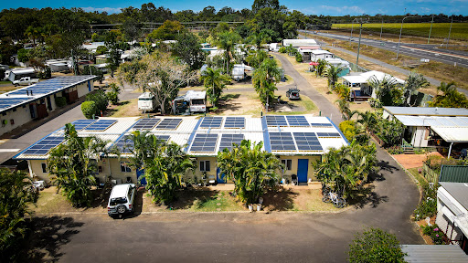 Bundaberg Park Village - Caravan Park, Cabins & Camping