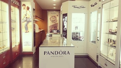 Photos of LIFESTYLE by HANDLE
