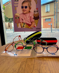 Photo n°4 de L'Opticien à Saint-Juéry (Opticien)