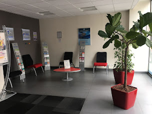 Photo n°5 de Matmut Assurances à Les Lilas (Compagnie d'assurance moto)