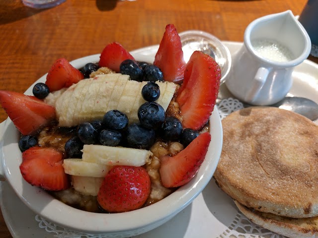 Red Apple Pancake House