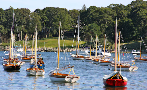 Daniel Gale Sotheby’s International Realty - Shelter Island, NY - Thumbnail