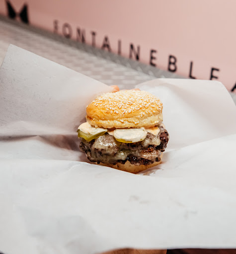 Fontainebleau Food Truck - Thumbnail