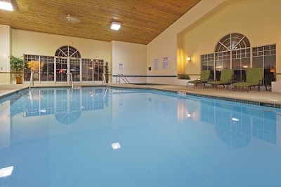 Photos of Country Inn & Suites by Radisson, Germantown, WI