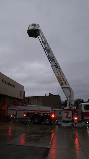 Buffalo Fire Station E37/L4/4th Batt - Thumbnail