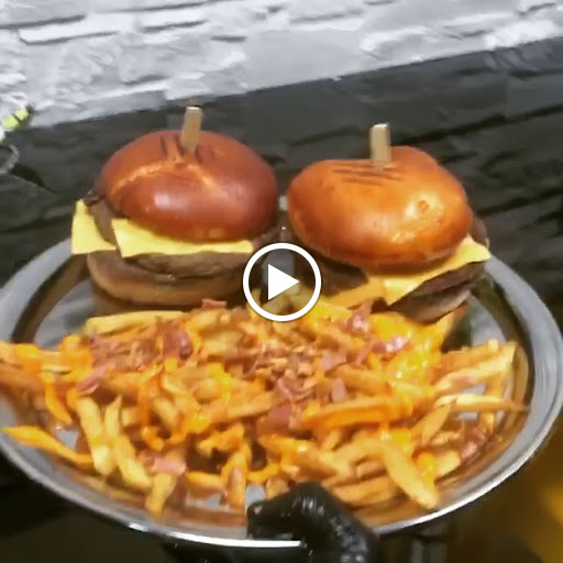Photo 2 - Maya Burger