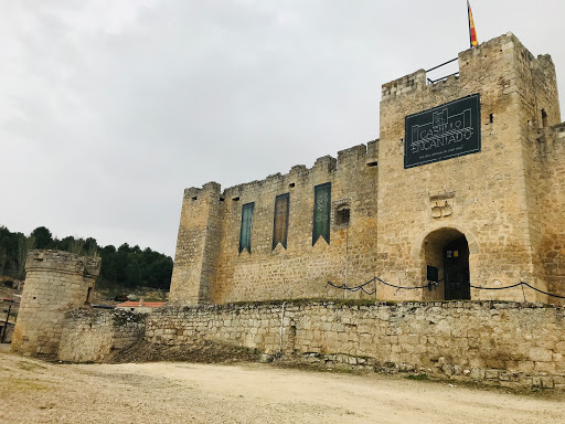Parking Castillo Encantado