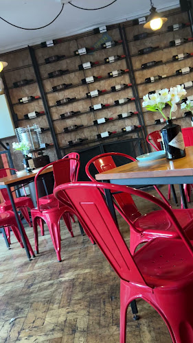 Opiniones de El Escondite Resto Bar en Viña del Mar - Restaurante