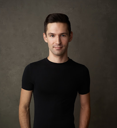 Tyler Vasconcellos, Psy.D.