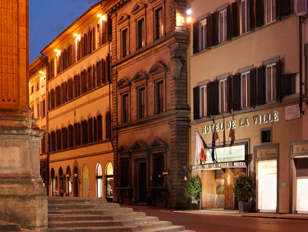 Hotel De La Ville