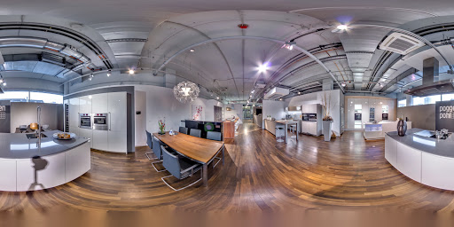 Street View Trusted Feed For