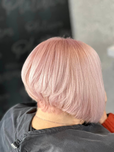 Platinum hair and beauty - Thumbnail