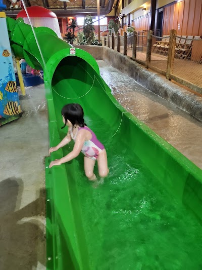 Kahuna Laguna Indoor Water Park