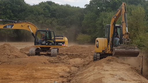 Photo de EURL ACTIBENNE | service d'assainissement, récupération eau de pluie piscine et terrassement à Nevoy (45500)